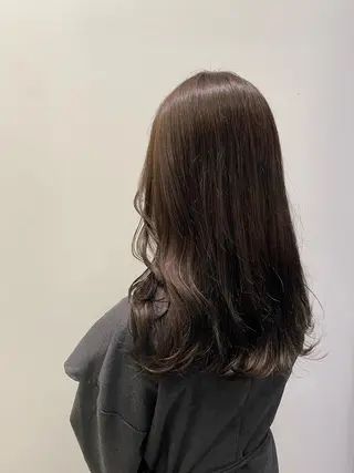 セミロング カラー ✨透明感カラー✨ 🦖佐々木未来🦕のヘアスタイル