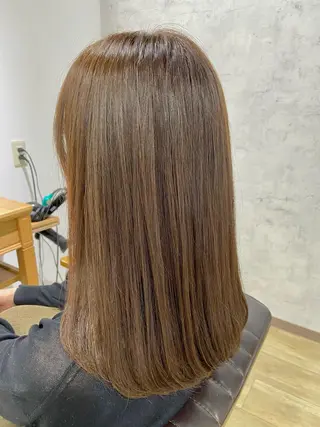 セミロング カラー lico hair&relaxation所属・lico 栁 詩音のマツエク・マツパデザイン