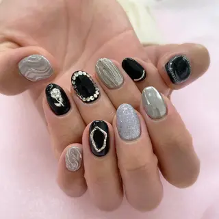 ネイル 五十嵐 美智のネイルデザイン