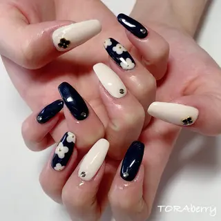 ネイル ネイリスト なつみのネイルデザイン