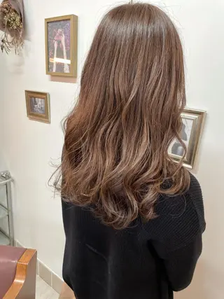 ロング カラー 鈴木 美穂のヘアスタイル