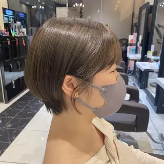 ショート カラー 髪質改善 ブリーチ fiti横須賀中央のヘアスタイル