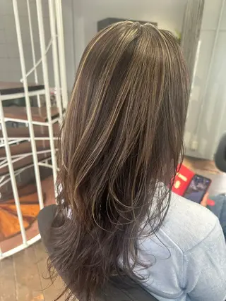 セミロング カラー OON仙台一番町店所属・足立 崇明のヘアスタイル