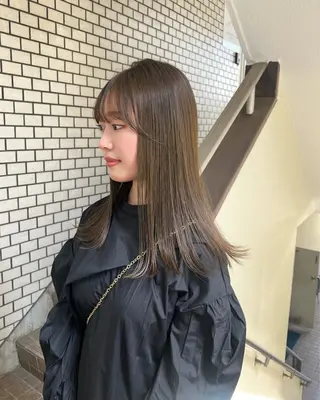 セミロング まろやか透明感カラー ♡MANAのヘアスタイル