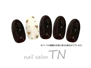 ネイル 矢川 まどかのネイルデザイン