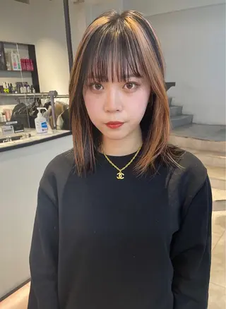 カラー 🎀ボブ+ハイトーン シュカ👶🏻のヘアスタイル