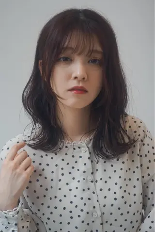 ミディアム カラー 岩崎 昭憲のヘアスタイル