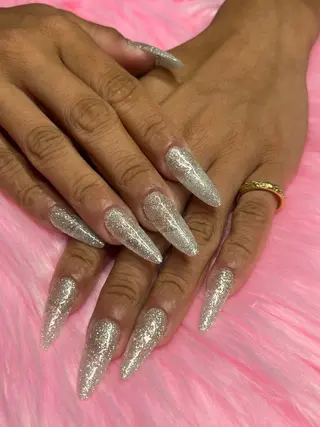 ネイル 川崎 友美のネイルデザイン