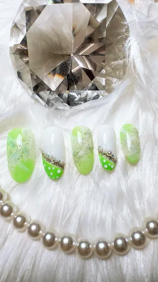 ネイル beauty park partage所属・藤 井のネイルデザイン