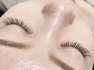 マツエク・マツパ パンダ ネイルのネイルデザイン