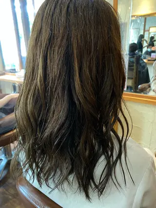 セミロング カラー パーマ ヘアアレンジ メンズ キッズ ネイル マツエク・マツパ emu所属・🌈髪質改善・美髪矯 正・平野瀬乃🌈のヘアスタイル