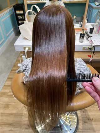 セミロング 山本翔一郎 韓国顔周りレイヤーのヘアスタイル