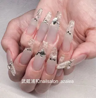 ネイル R inのネイルデザイン