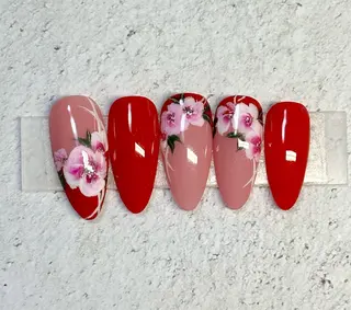 ネイル M.N_ nailのネイルデザイン