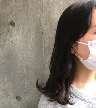 ミディアム 松本平太郎美容室大宮店所属・もりたみかこ 美容師お休み中のヘアスタイル