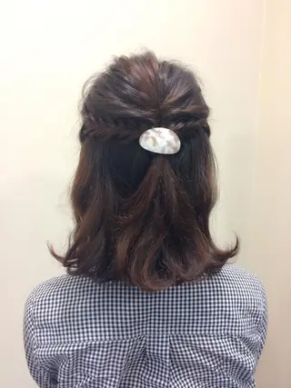 ミディアム ヘアアレンジ 沢田 瞳のヘアスタイル