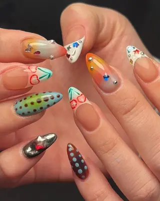 ネイル 川畑 朱華のネイルデザイン