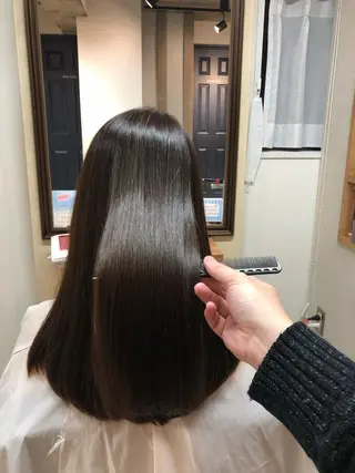 セミロング カラー 美容室tuuli 大名店所属・tuuli トゥーリのヘアスタイル