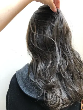 セミロング カラー luve heart's And Be  minamisemba所属・脇坂 佳世の眉毛・アイブロウイメージ