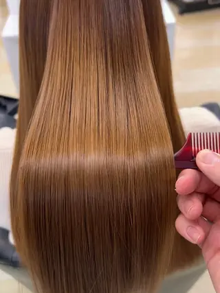 セミロング カラー パーマ 柳澤 和也のヘアスタイル