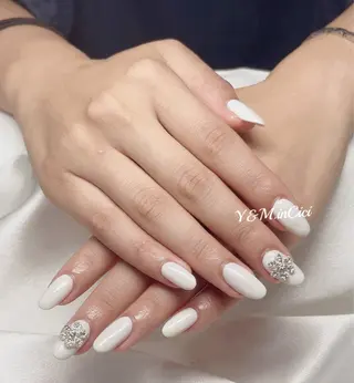 ネイル Ui_Amor (パラジェル)のネイルデザイン