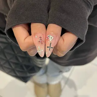 ネイル Allure小山店 Nagisaのネイルデザイン