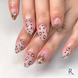 ネイル 美フォルム✨ CRG　RURIのネイルデザイン