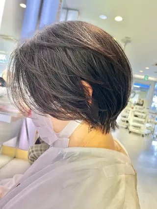 ショート Ms.CHARM【ミズチャーム】所属・韓国/レイヤーカット 顔周り/廣瀬達哉のヘアスタイル