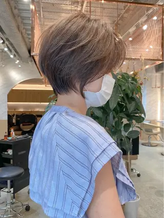 ショート カラー ボブ/ショート/ 縮毛矯正⚜️工藤昴のヘアスタイル