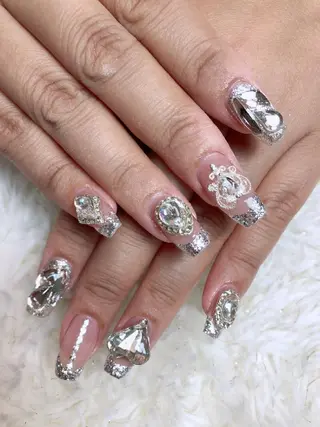 ネイル ロング ☺︎山部 志麻☺︎のネイルデザイン