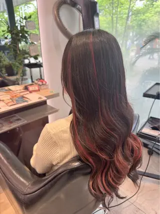 ロング 福山 莉浬のヘアスタイル