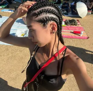 ヘアアレンジ モモカ/ハイトーン /バレイヤージュのヘアスタイル