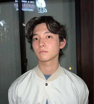 ミディアム パーマ メンズ メンズスタイリスト リュウジのヘアスタイル