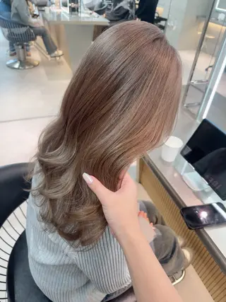 セミロング カラー ヘアアレンジ ARIA💎縮毛矯正 ブリーチ💎複雑履歴のヘアスタイル