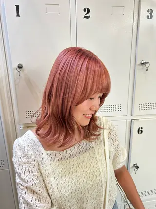 ミディアム カラー 🦄垢抜けボブ特化× 暖色カラー未来🦄のヘアスタイル