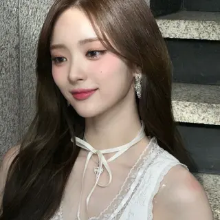 ミディアム サロウィン新宿三丁目East所属・💕冬モテ×上品色気 モテヘア💕山田航介のヘアスタイル