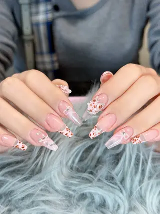 ネイル Julli NailStudioのネイルデザイン