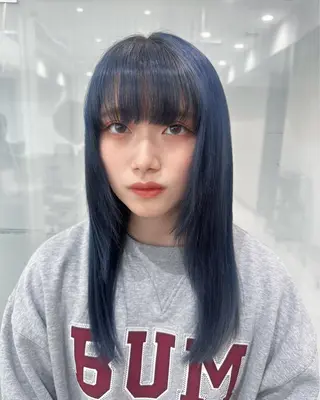 セミロング カラー hollo原宿所属・パーマ/ハイトーン 🎀Rumiのヘアスタイル