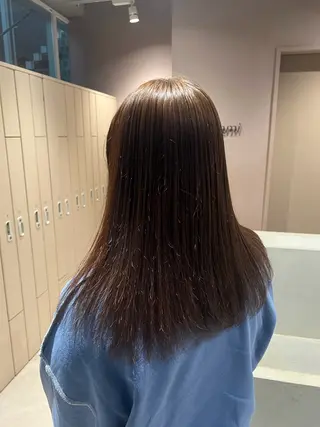 カラー aya / カットカラーのヘアスタイル