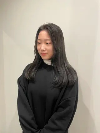 ロング カラー 渋谷 留菜のヘアスタイル