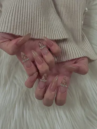 ネイル Liora nail所属・Liora (リオラ)のネイルデザイン