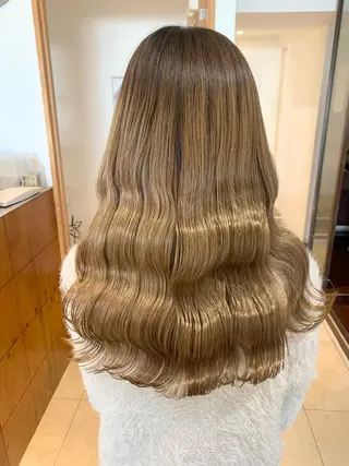 ロング 庄司 沙羅のヘアスタイル