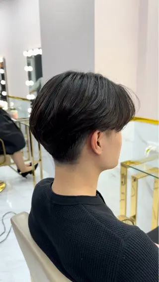 ショート メンズ Buzzy 大畠　慎三郎のヘアスタイル