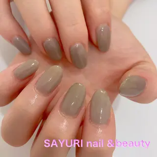 ネイル さゆりネイル&ビューティーサロン所属・古屋 早友里のネイルデザイン