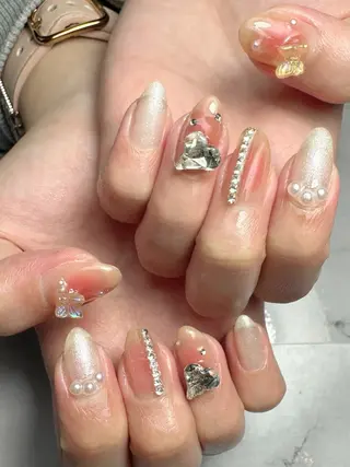 ネイル 新山 聖のネイルデザイン