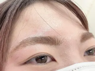 アイブロウ INO by A【リノバイエース】所属・横井 由衣のマツエク・マツパデザイン