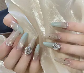 ネイル Pure&Rich Nailのネイルデザイン