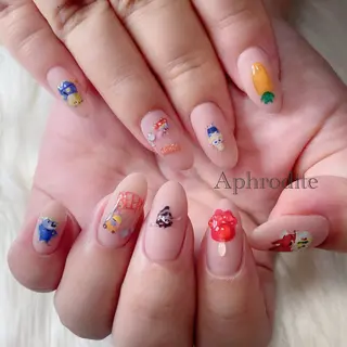 ネイル Aphrodite パラジェル認定サロンのネイルデザイン