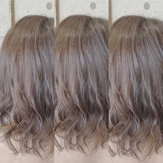 ミディアム カラー 福森 みずきのヘアスタイル