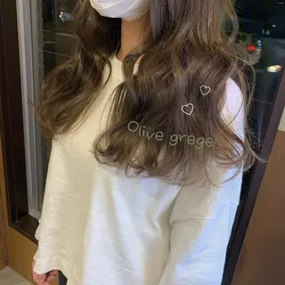 ロング カラー mako🌷ミニモ 限定クーポン多数🆕のヘアスタイル